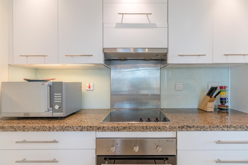 Lux BnB 2BD Amazing Burj View