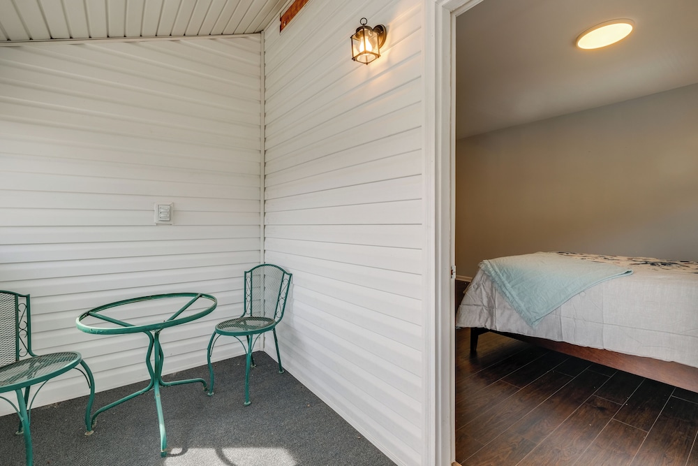 Virginia Getaway Near Douthat State Park