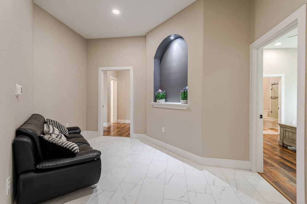 Luxury 3Story Private Pool 8BR Retreat