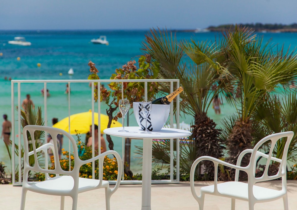 Calapetra Resort