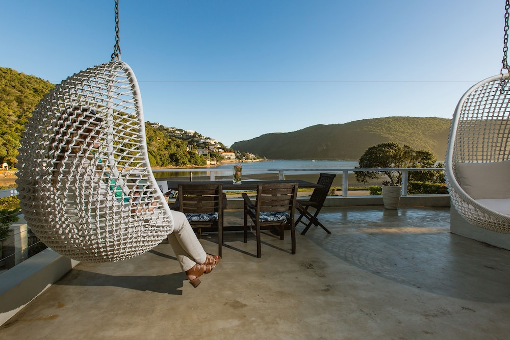 Amanzi Island Boutique Hotel