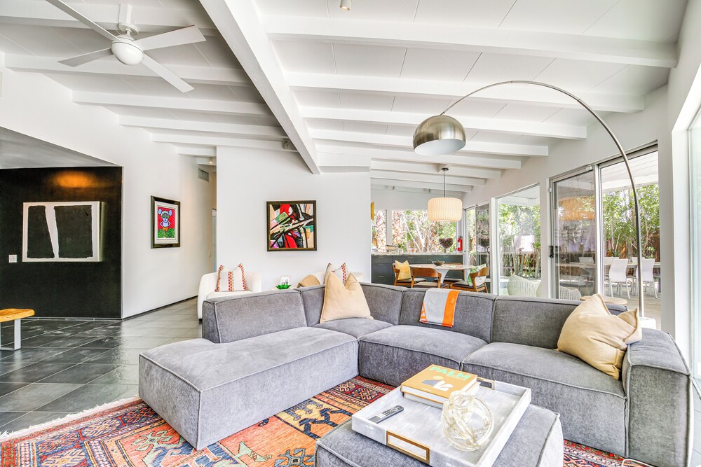 3 Mi to Dtwn: Palm Springs Gem w/ Private Pool!