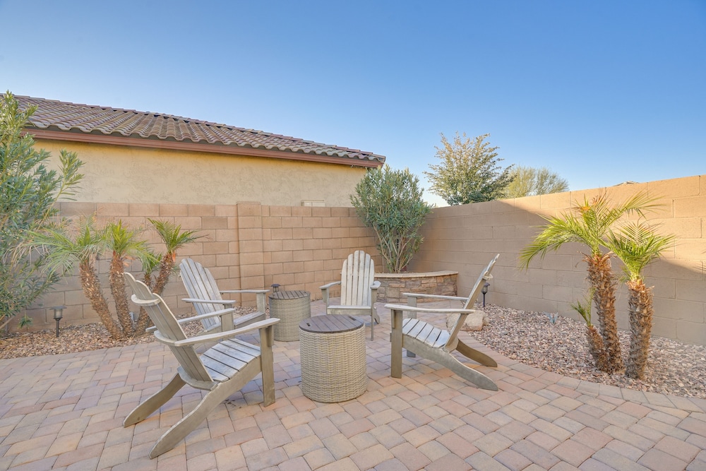 Glendale Home Near Westgate Entertainment District