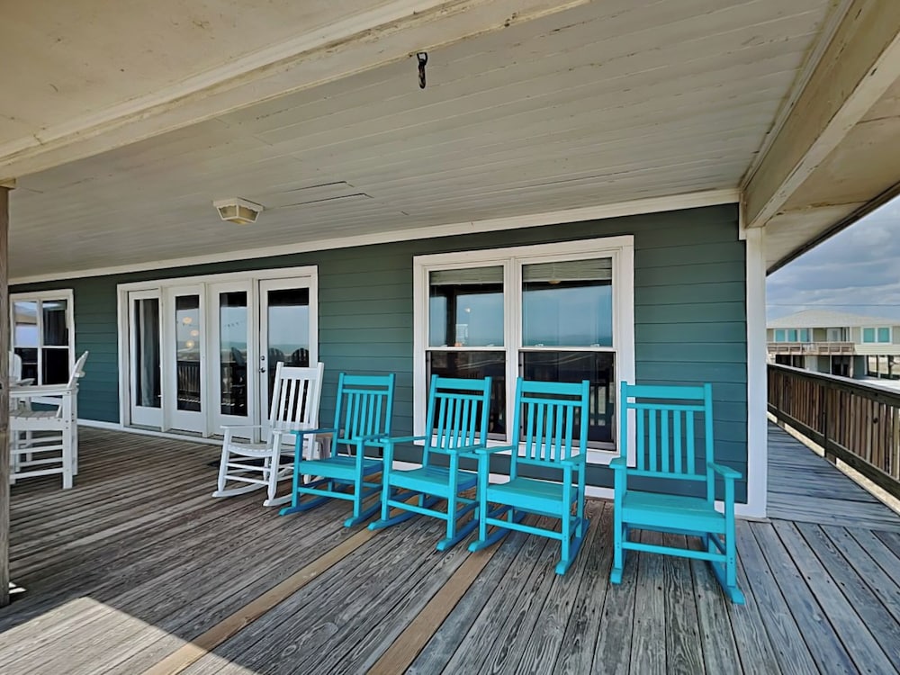 Blue Shamu by Topsail Realty