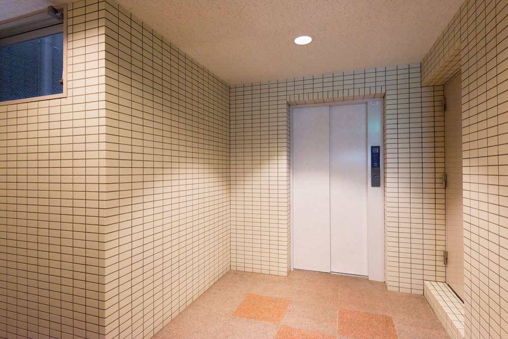 Osaka Maison Rech