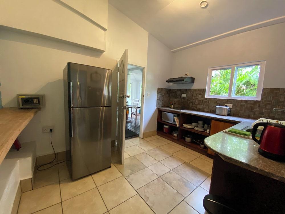 Stephna Residence