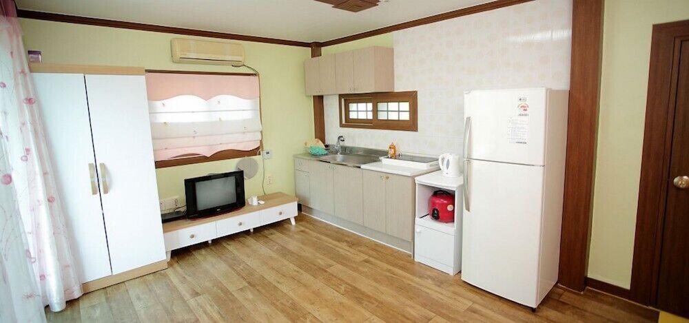 Photo 35