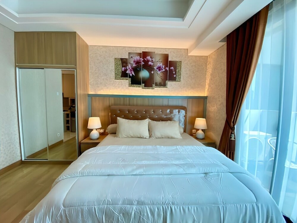 Capitol Prism Sky Suites