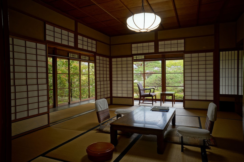 Meisho Sansuien - Yuda Onsen -