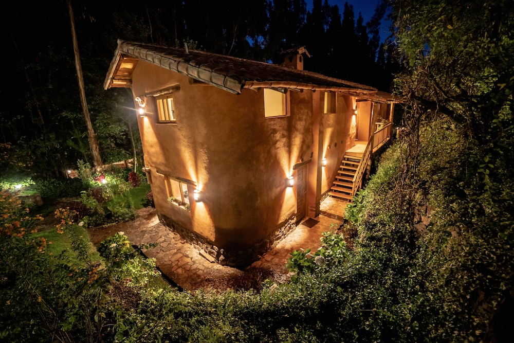 Sacred Dreams Lodge