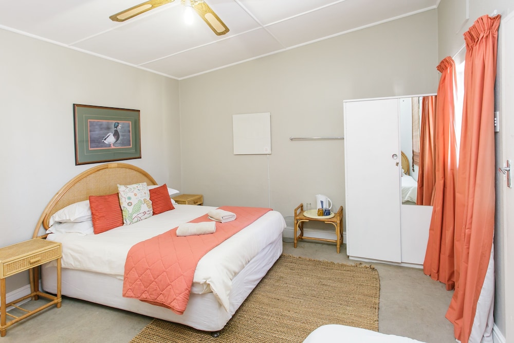 Wagon Wheel Country Lodge