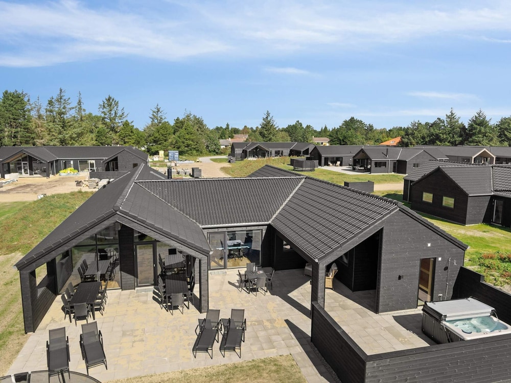 5 Star Holiday Home in Romo