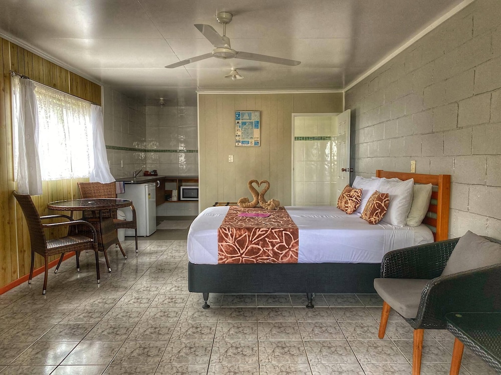 Rino's Motel