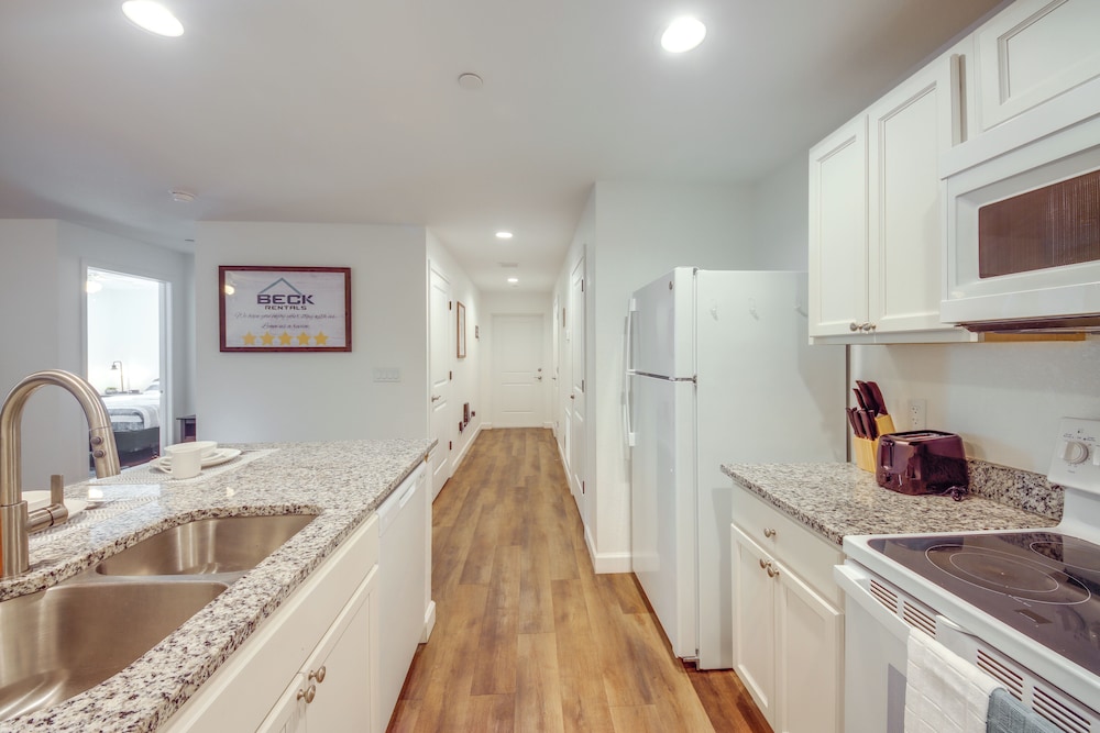 Pet-friendly Labelle Apt, Close to River!