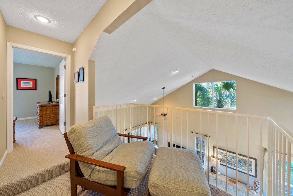 Blue Palm 3 Bedroom Home