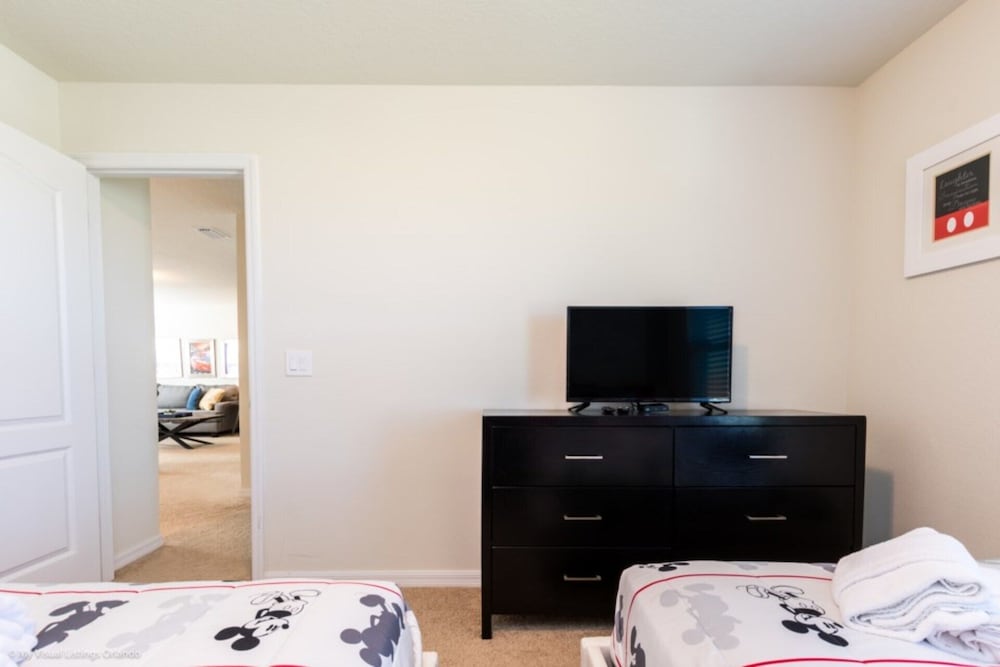 Beautiful Villa With Private Pool, Close to Disney, Orlando Villa 2619 - Image 5