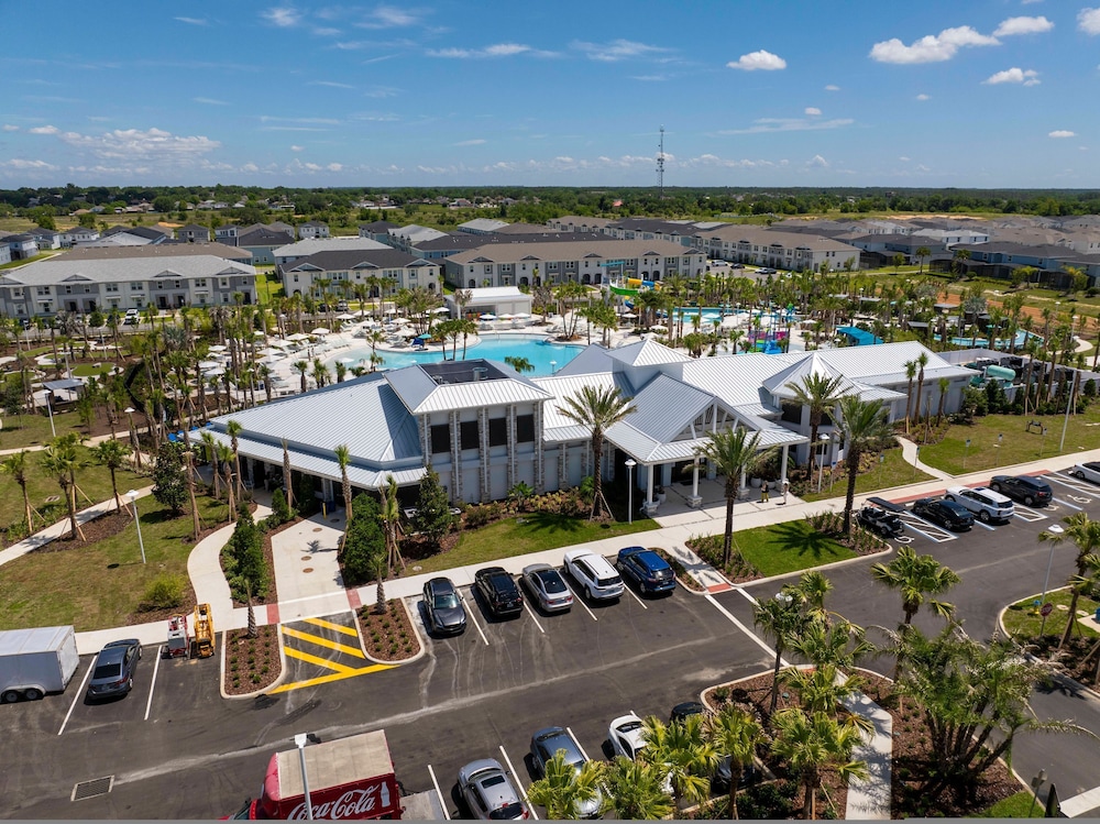 Windsor Cay 7BR Water Park Free