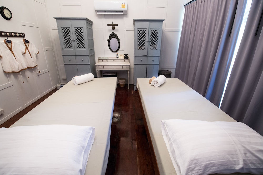 Dorm of Happiness by Tharaburi Resort