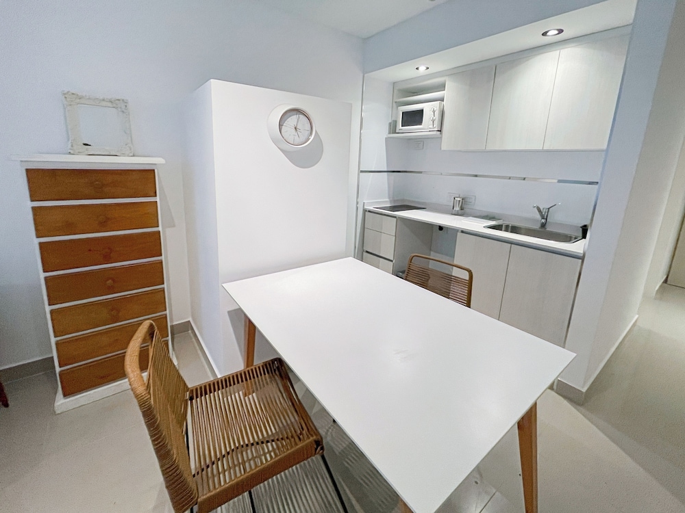 Ayres Suites Moreno