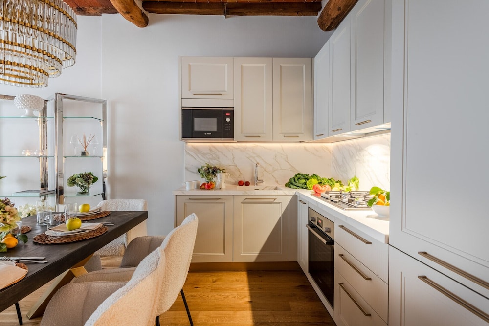 Casa Meg in Lucca With 3 Bedrooms and 2 Bathrooms