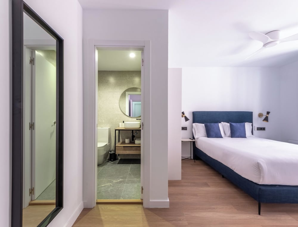 Arenal Suites Bilbao — photo 30