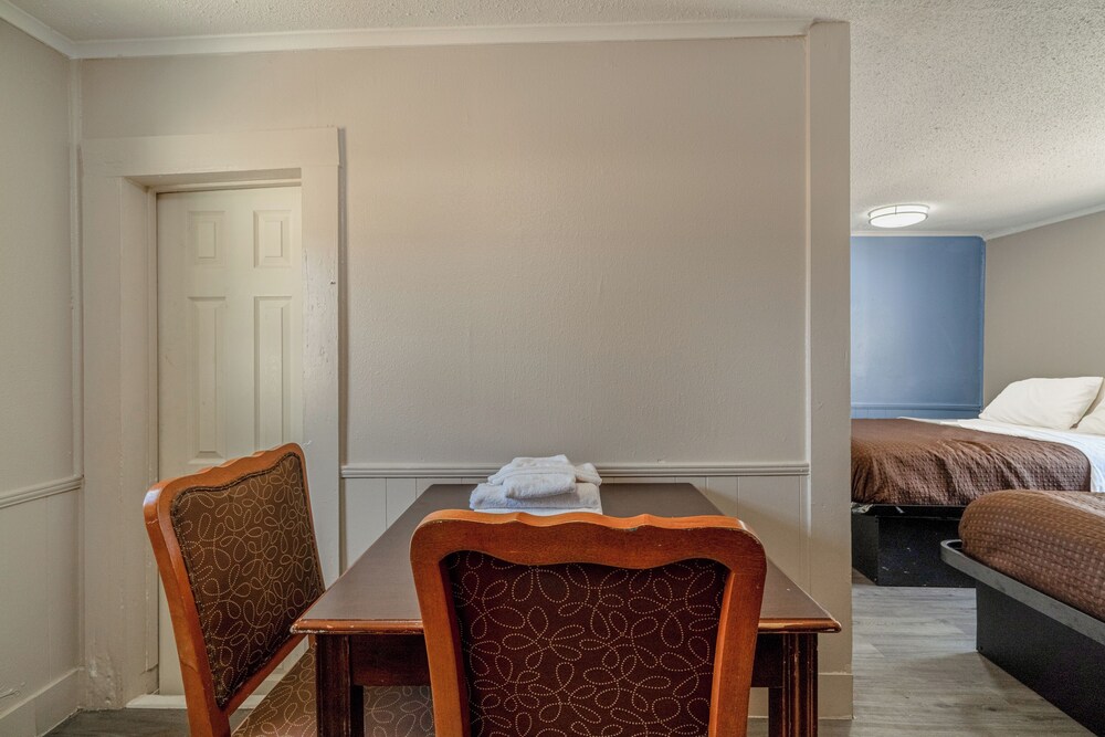 Cypress Inn Motel By OYO West Monroe I-20