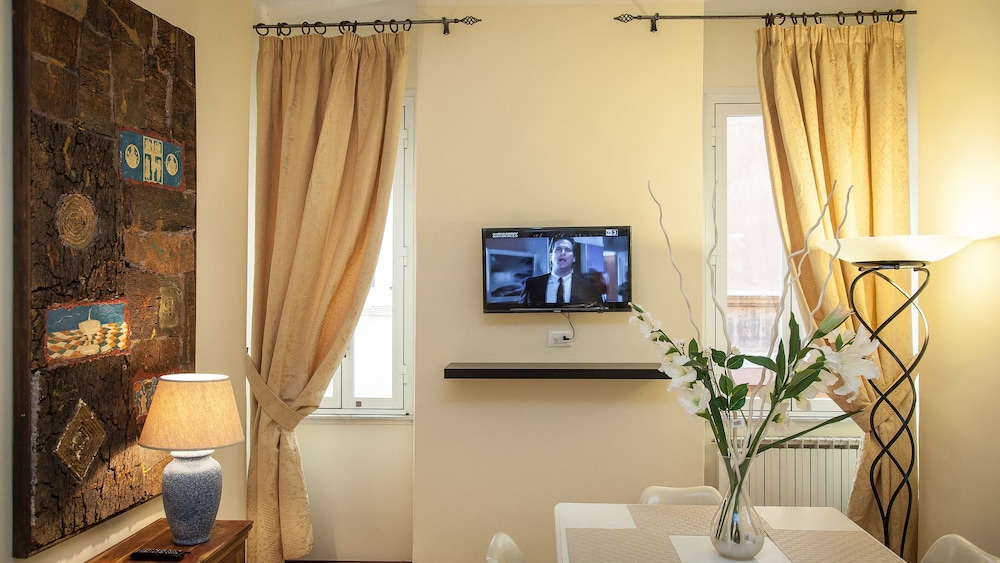 Rental in Rome Rondanini View