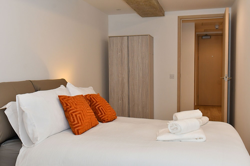 Station House Apartments view 4