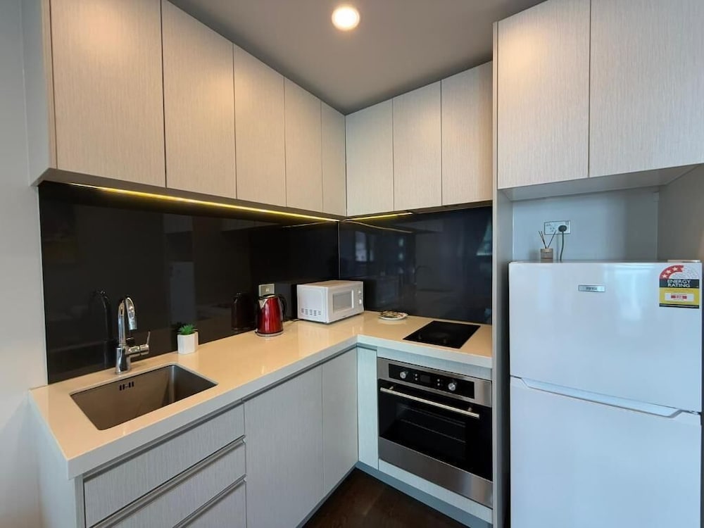 Near Sky Tower Cozy 1B Apt Close to Port