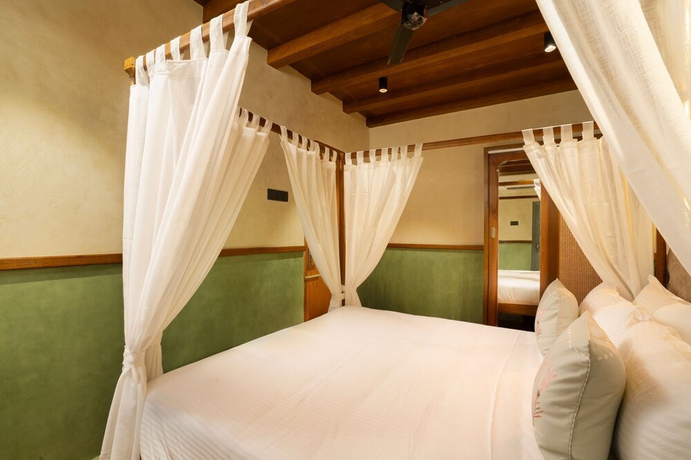 Sea Gadabout Beach Villa