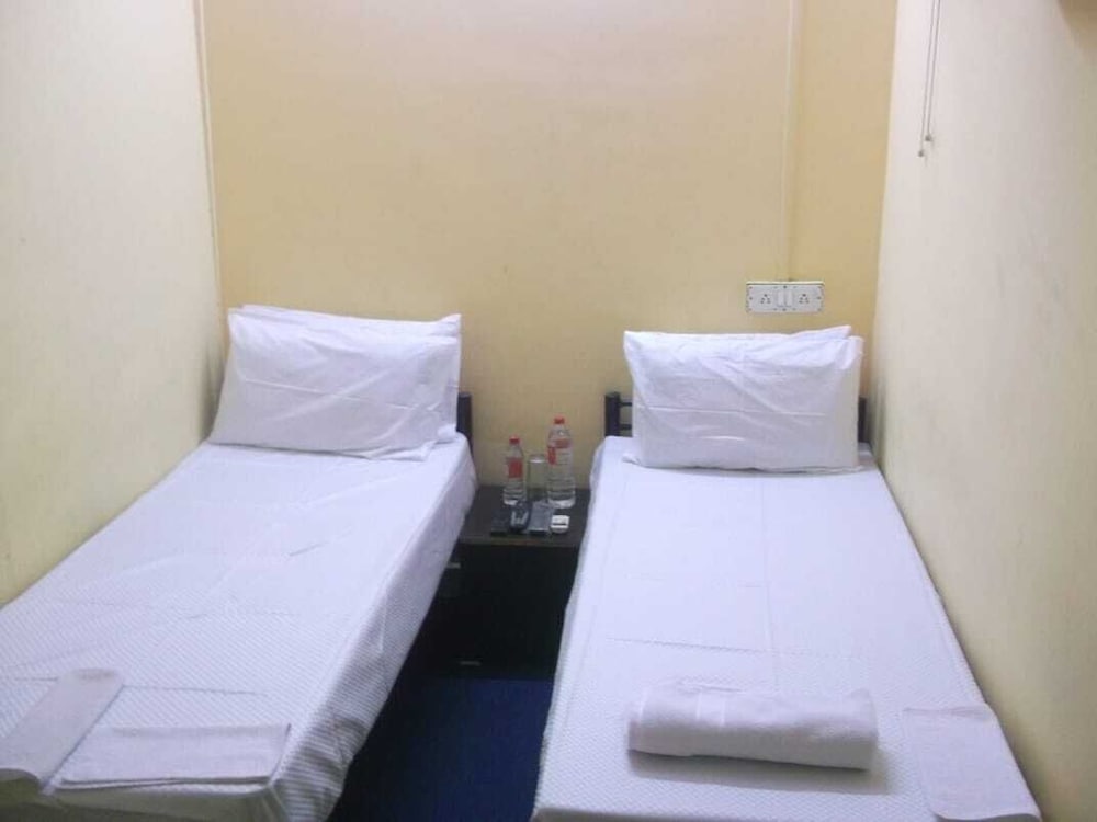 ANNAPURNA GUEST HOUSE