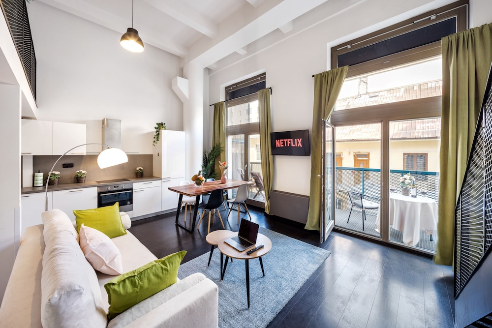 Prestigious duplex loft with 3 bedrooms