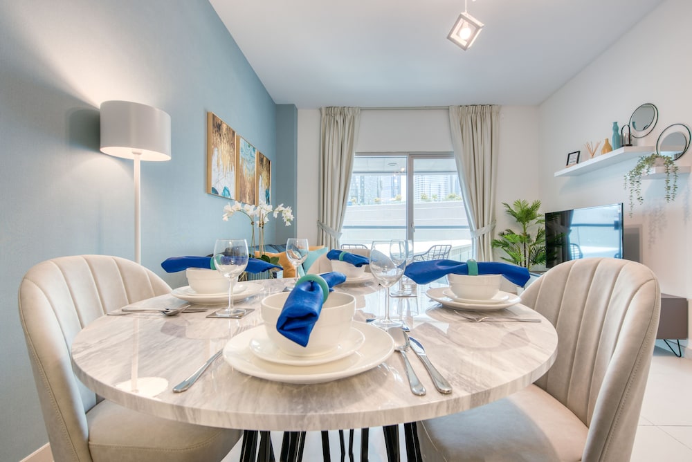 Capital Living On Reem: The Arc Towers