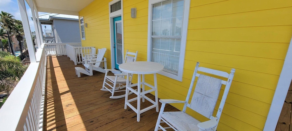 121 Snapper By The Sea 4 Bedroom Home