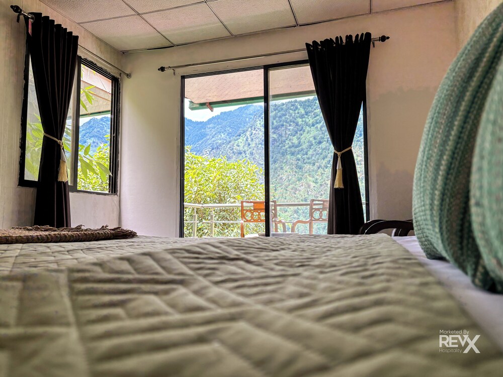 The Sona Heli Resort