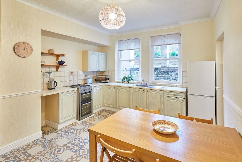 Host Stay The Garden Flat