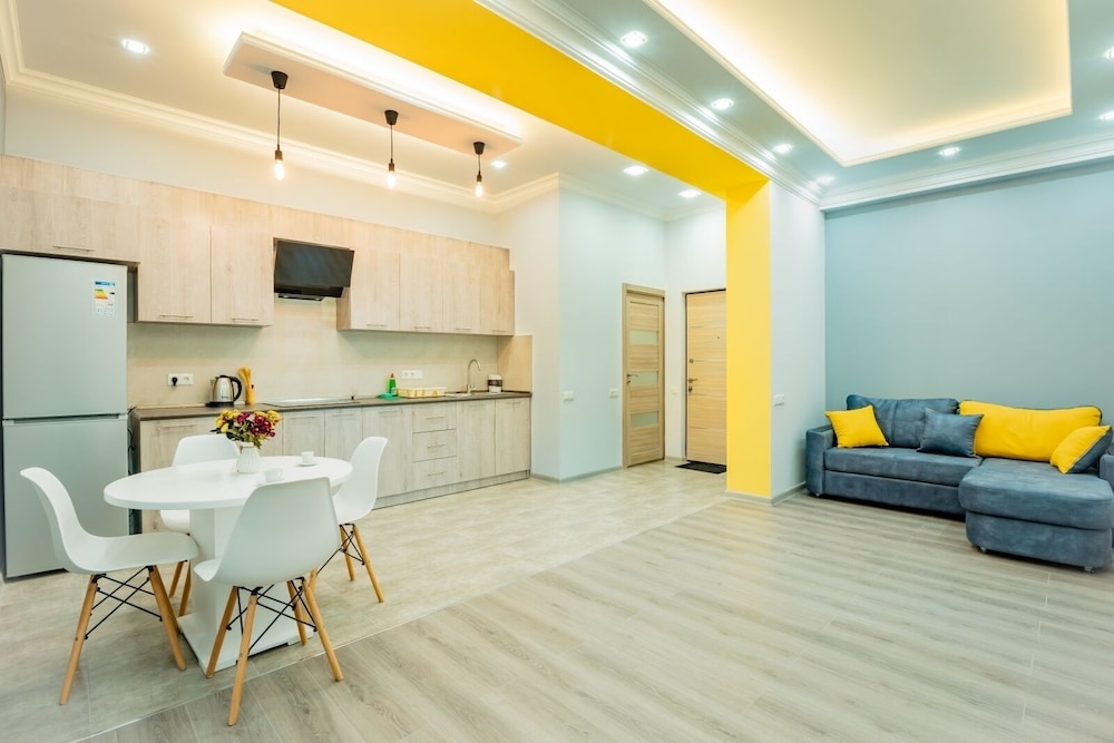 Stay Inn on Yekmalyan St