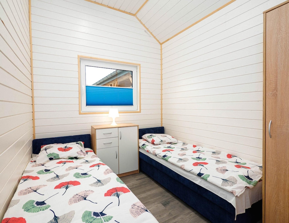 Cottages, 500m to the Lake, Jezierzany