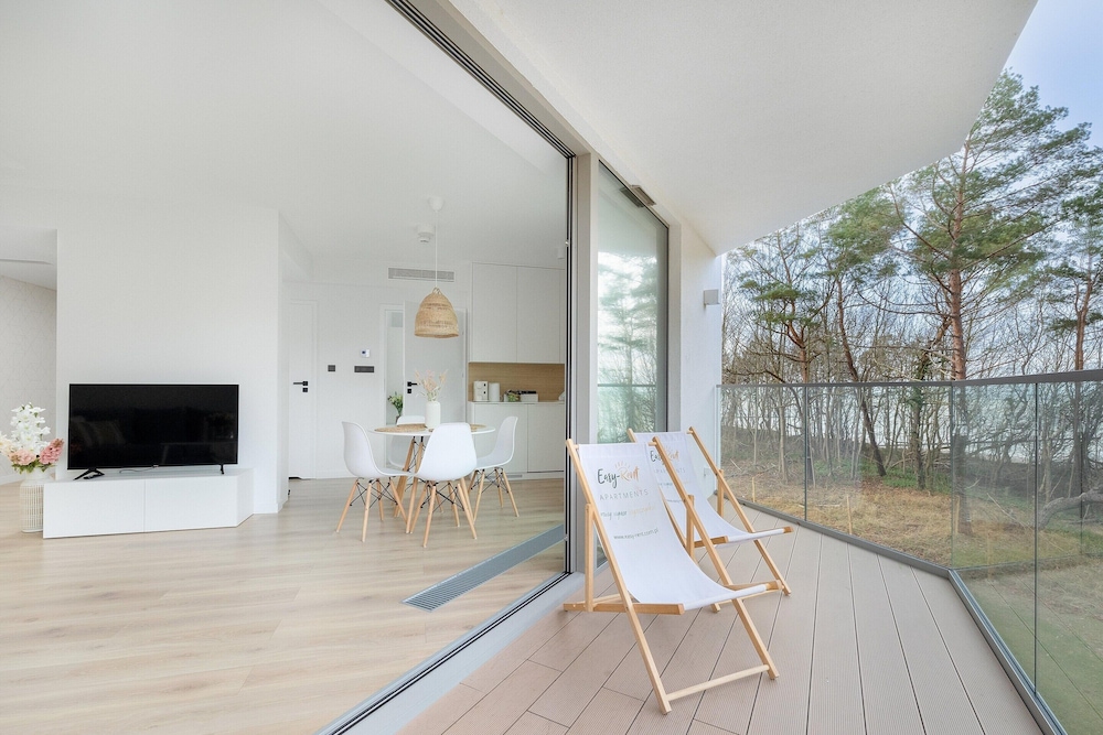 Apartment in Pobierowo With Sea View