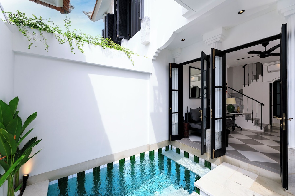 Villa Martini Beachside 6