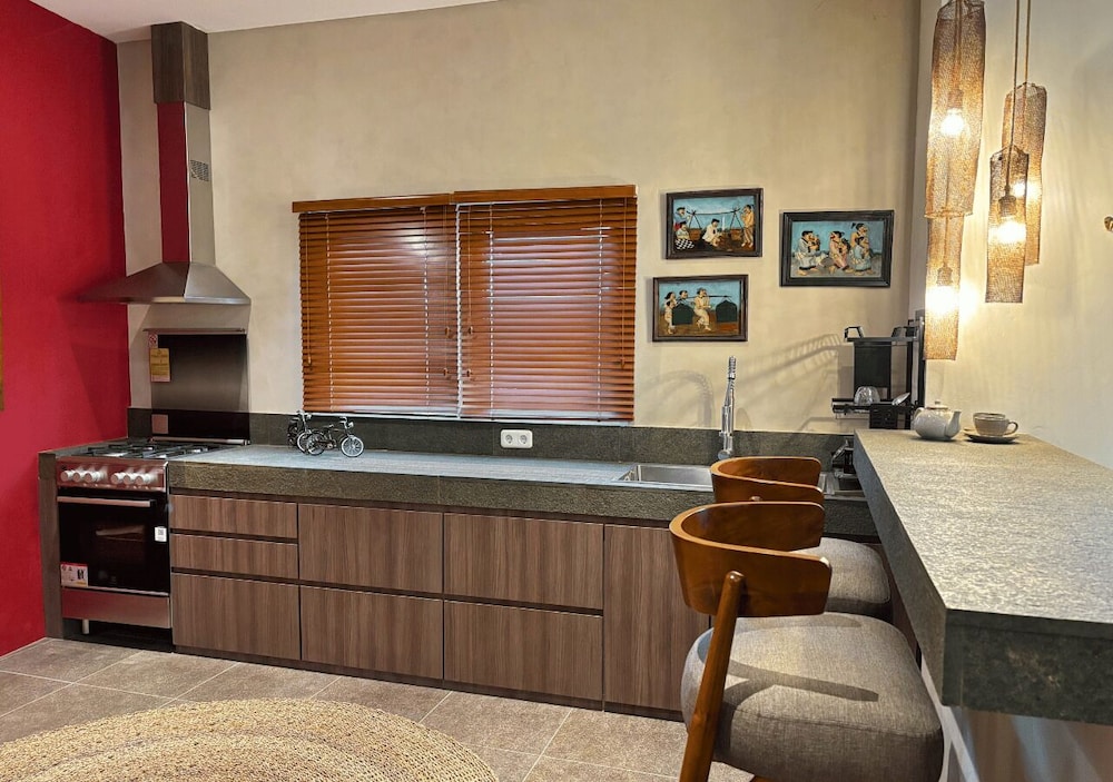 Tropical Townhouse 3 Bedrooms Seminyak