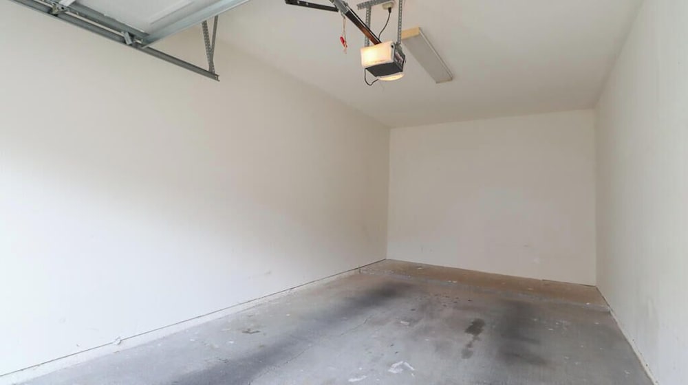 Legacy Villa 2604 - 2 Bedroom 2 Bath With Garage in Beachside Neighborhood