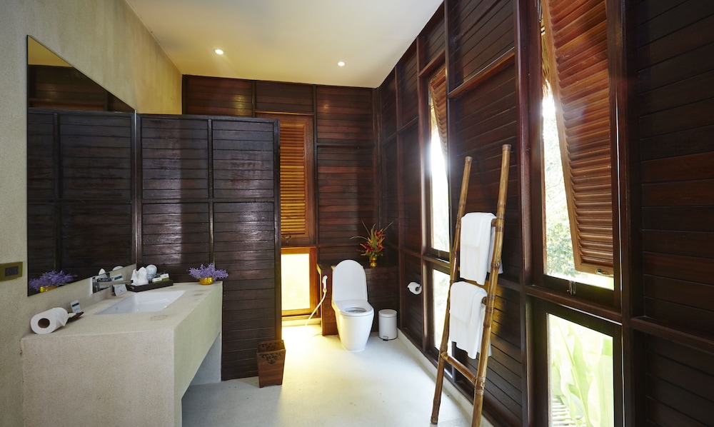 Wareerak Hot Spring & Wellness