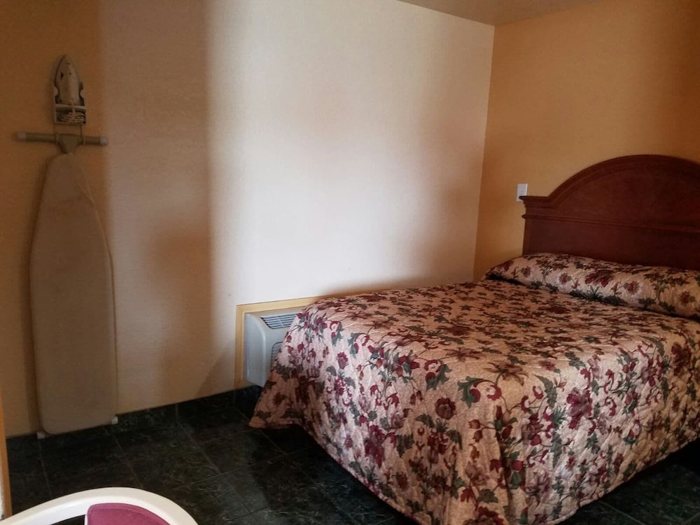 El Camino Motel - Property Image 28