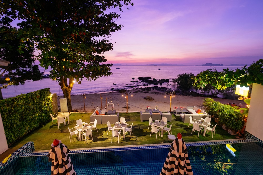 The Pelican Residence & Suite Krabi
