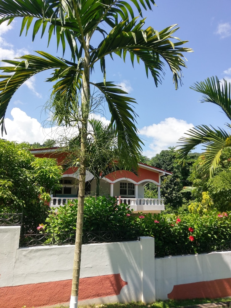 Polish Princess Guest House - Property Image 12