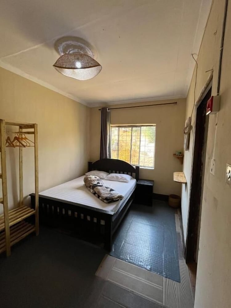 Safari junction backpackers hostel