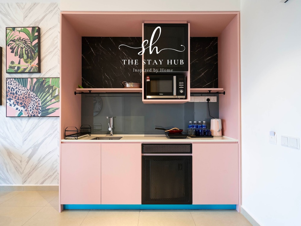Paxtonz Luxe Suites by The Stay Hub