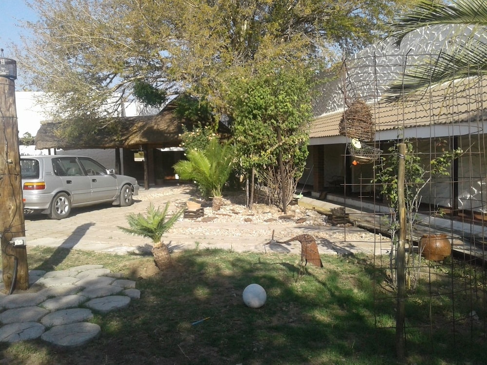 Road View Lodge