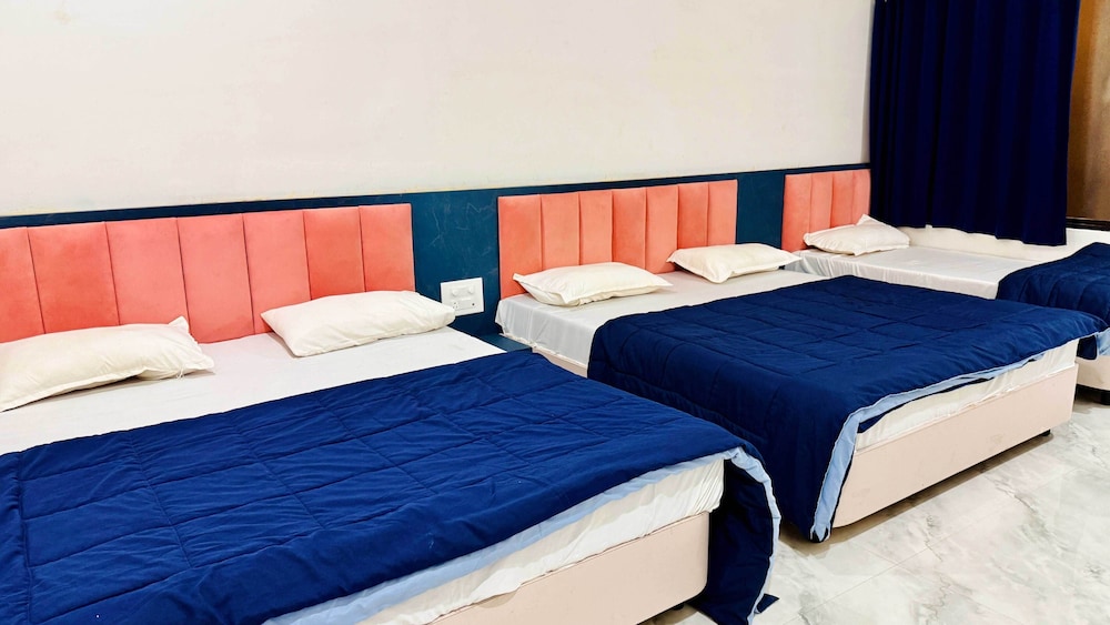 Hotel Raj Inn